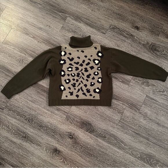 Escada Olive Green Leopard Turtleneck Sweatwer - Picture 10 of 11